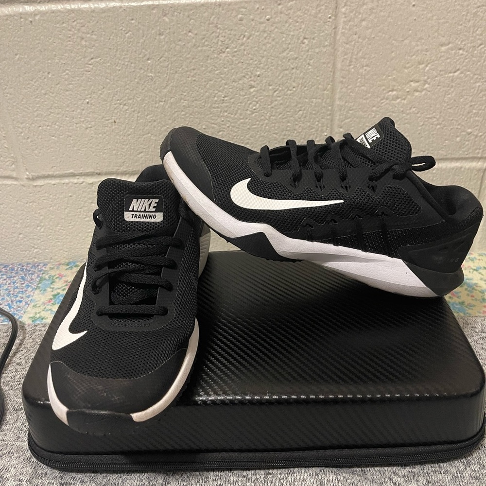 Nike Running shoe.  Used but good condition